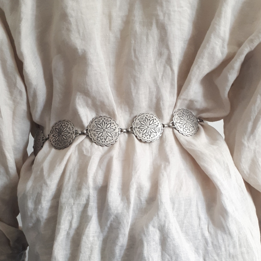 Concho Chain Belt - Picture 4 of 10